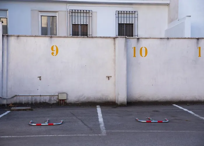 Vistas A La Catedral Y El Rio, Parking Free