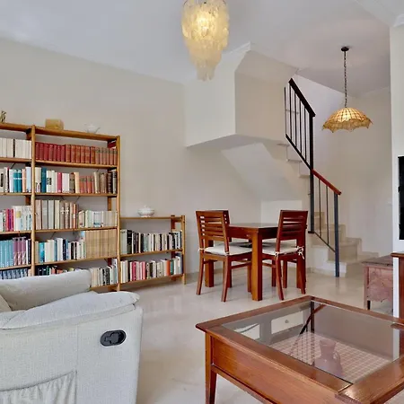 Vistas A La Catedral Y El Rio, Parking Free קורדובה