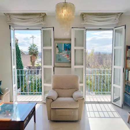 Vistas A La Catedral Y El Rio, Parking Free קורדובה